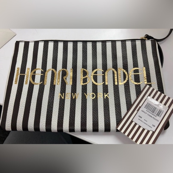 Henri Bendel Handbags - New Henri Bendel About Town Pouch
